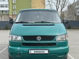 Volkswagen Caravelle 1997 года за 3 400 000 тг. в Караганда – фото 2