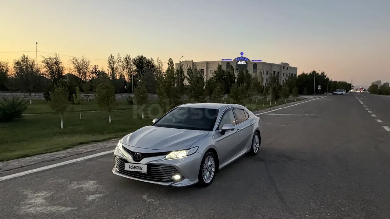 Toyota Camry, 2018