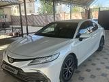 Toyota Camry 2021 года за 16 500 000 тг. в Кызылорда