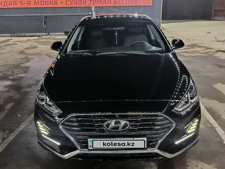 Hyundai Sonata 2018 года за 10 200 000 тг. в Алматы – фото 12