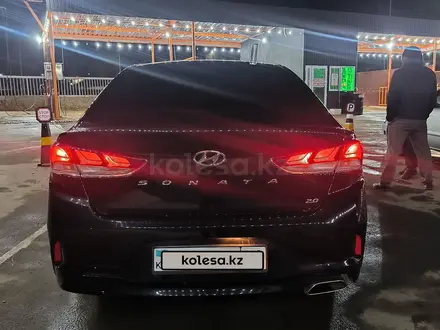 Hyundai Sonata 2018 года за 10 200 000 тг. в Алматы – фото 15