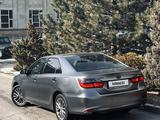 Toyota Camry 2015 годаfor9 200 000 тг. в Алматы – фото 5