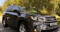 Toyota Highlander 2015 года за 16 800 000 тг. в Шымкент – фото 2