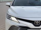 Toyota Camry 2018 годаүшін15 800 000 тг. в Шымкент – фото 3
