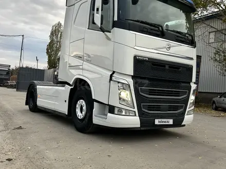 Volvo  FH 2018 года за 31 000 000 тг. в Алматы – фото 4