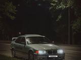 BMW 325 1992 годаүшін2 500 000 тг. в Алматы