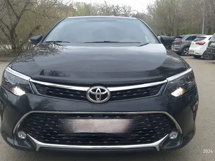 Toyota Camry 2017 года за 12 800 000 тг. в Караганда