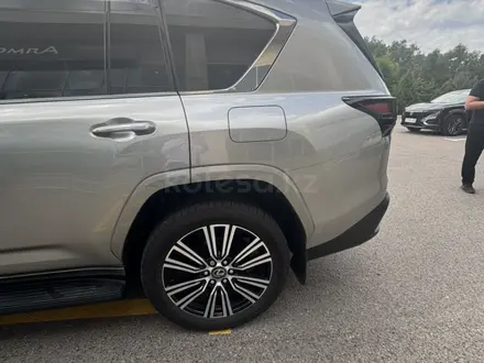 Lexus LX 600 2025 года за 84 000 000 тг. в Алматы – фото 3