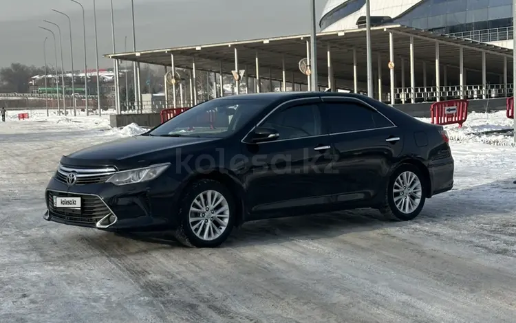 Toyota Camry 2015 годаfor9 700 000 тг. в Алматы