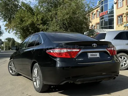 Toyota Camry 2017 года за 7 400 000 тг. в Уральск – фото 8