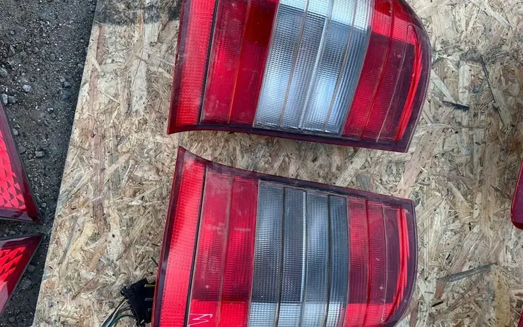 Mercedes C class задние фонари за 1 777 тг. в Актобе