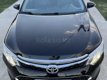 Toyota Camry 2016 года за 11 000 000 тг. в Уральск – фото 4