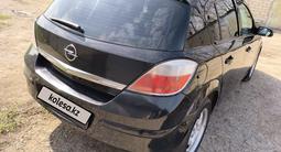Opel Astra 2006 года за 2 100 000 тг. в Уральск – фото 3