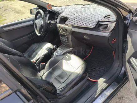 Opel Astra 2006 года за 2 100 000 тг. в Уральск – фото 5