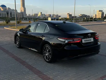 Toyota Camry 2023 года за 18 000 000 тг. в Астана – фото 5