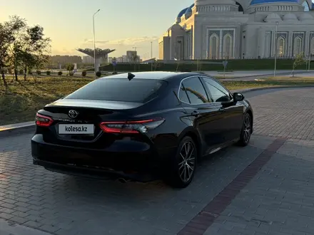 Toyota Camry 2023 года за 18 000 000 тг. в Астана – фото 6