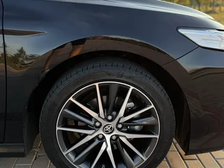 Toyota Camry 2023 года за 18 000 000 тг. в Астана – фото 7
