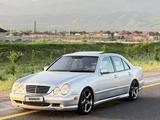 Mercedes-Benz E 55 AMG 2002 годаүшін10 000 000 тг. в Алматы – фото 2
