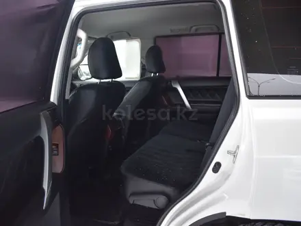 Toyota Land Cruiser Prado 2014 года за 16 390 000 тг. в Астана – фото 19