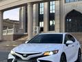 Toyota Camry 2022 года за 14 000 000 тг. в Алматы – фото 2