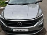 Volkswagen Polo 2021 года за 8 300 000 тг. в Астана