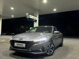 Hyundai Elantra 2023 года за 11 500 000 тг. в Алматы – фото 2