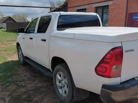 Toyota Hilux 2016 года за 12 800 000 тг. в Уральск – фото 3