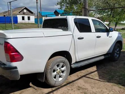 Toyota Hilux 2016 года за 12 800 000 тг. в Уральск – фото 4