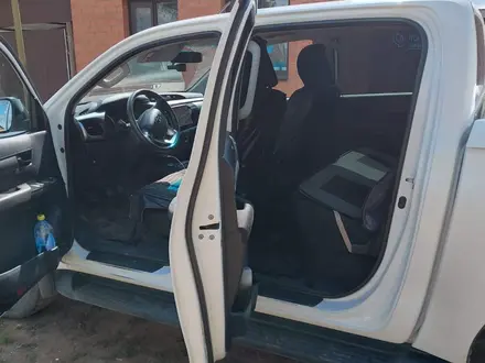 Toyota Hilux 2016 года за 12 800 000 тг. в Уральск – фото 6