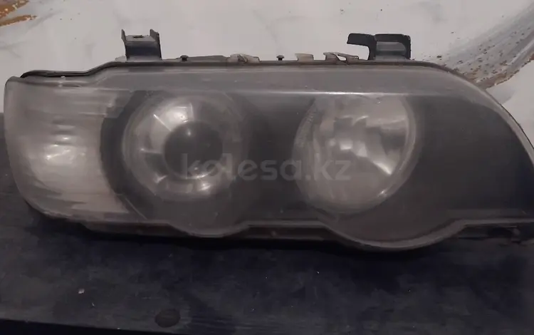 Фара bmw X5, е53. Оба заүшін20 000 тг. в Астана