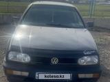 Volkswagen Golf 1993 годаүшін1 930 000 тг. в Астана