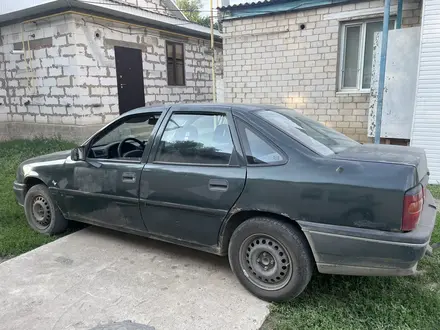 Opel Vectra 1995 года за 600 000 тг. в Актобе – фото 4