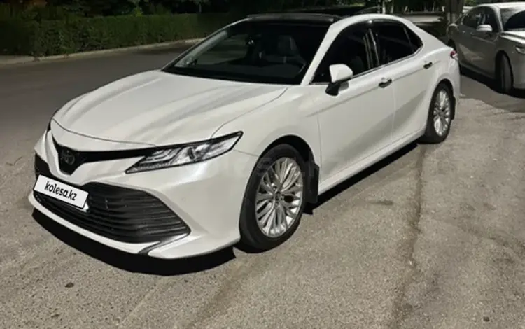 Toyota Camry 2020 годаүшін17 500 000 тг. в Шымкент