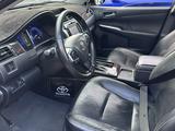 Toyota Camry 2016 годаүшін11 000 000 тг. в Алматы – фото 2