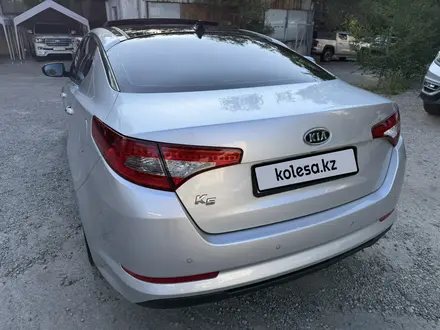 Kia K5 2011 года за 7 600 000 тг. в Алматы – фото 10