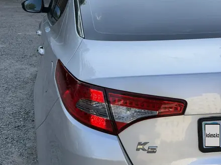 Kia K5 2011 года за 7 600 000 тг. в Алматы – фото 20