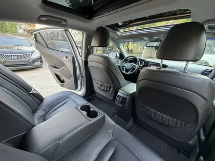 Kia K5 2011 года за 7 600 000 тг. в Алматы – фото 42