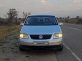 Volkswagen Touran 2005 годаүшін3 200 000 тг. в Алматы