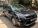 Kia Rio X-Line 2021 года за 7 200 000 тг. в Алматы – фото 2
