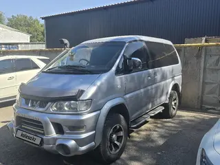 Mitsubishi Delica