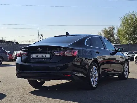 Chevrolet Malibu 2019 года за 8 000 000 тг. в Алматы – фото 5