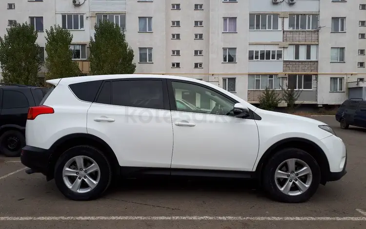 Toyota RAV4 2013 годаfor10 000 000 тг. в Уральск