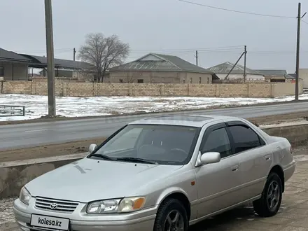 Toyota Camry 2000 года за 3 650 000 тг. в Жанаозен – фото 3
