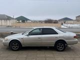 Toyota Camry 2000 годаүшін3 650 000 тг. в Жанаозен – фото 4