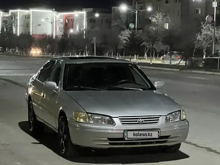 Toyota Camry 2000 года за 3 650 000 тг. в Жанаозен
