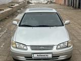 Toyota Camry 2000 годаүшін3 650 000 тг. в Жанаозен – фото 2