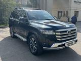 Toyota Land Cruiser 2021 года за 45 000 000 тг. в Алматы – фото 2