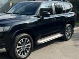 Toyota Land Cruiser 2021 года за 45 000 000 тг. в Алматы – фото 3