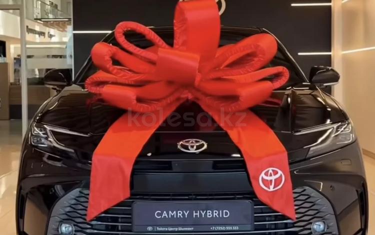 Toyota Camry — миниатюра 1