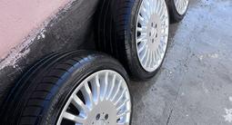 Комплект литых дисков Mercedes 19 с покрышками за 400 000 тг. в Туркестан – фото 3